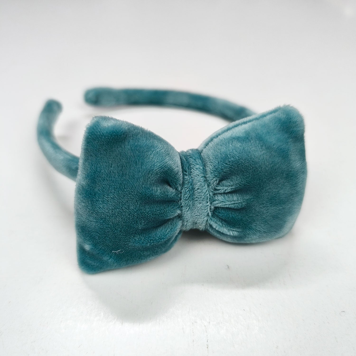 Στέκα ντυμένη βελουτέ μέντα