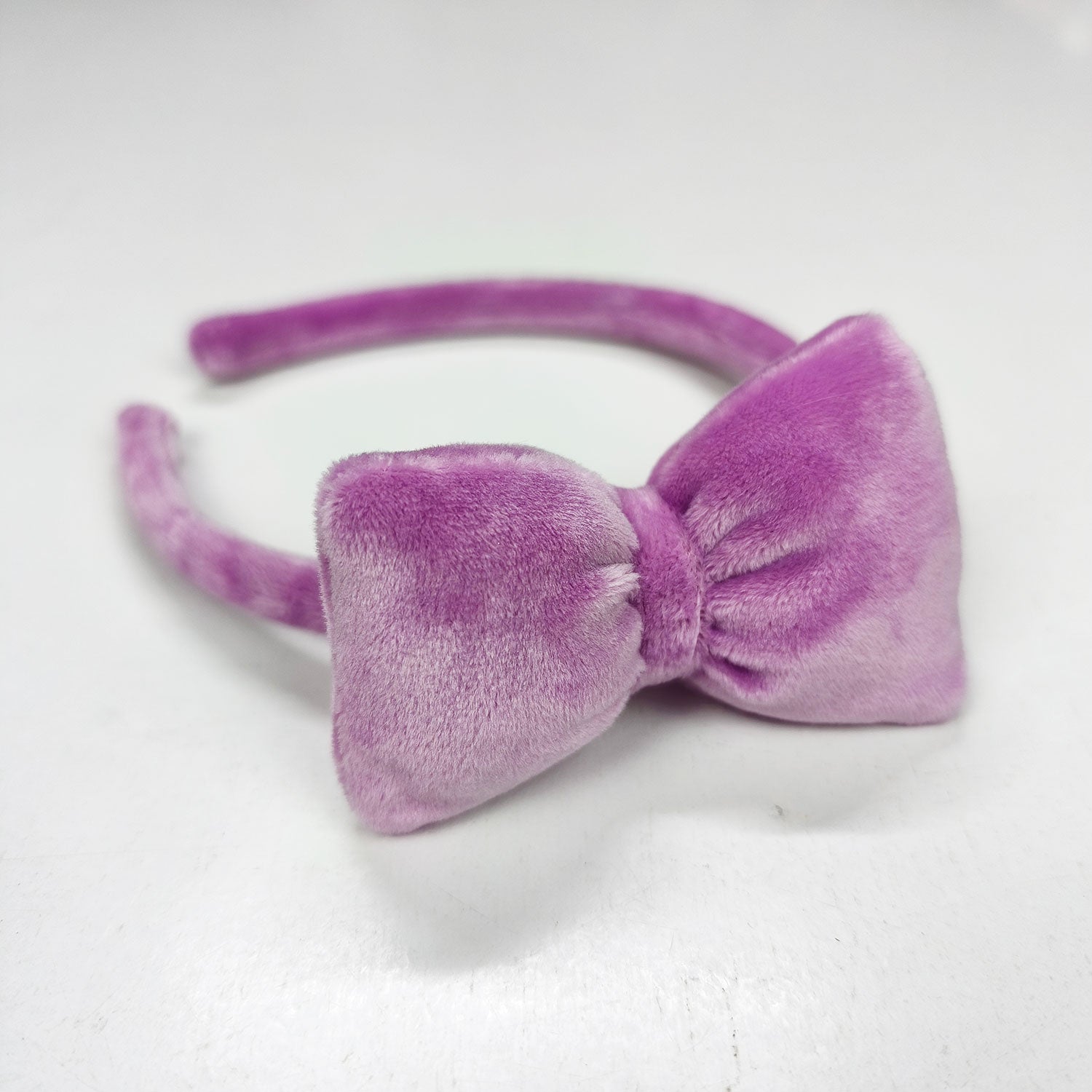 Στέκα ντυμένη βελουτέ λιλά