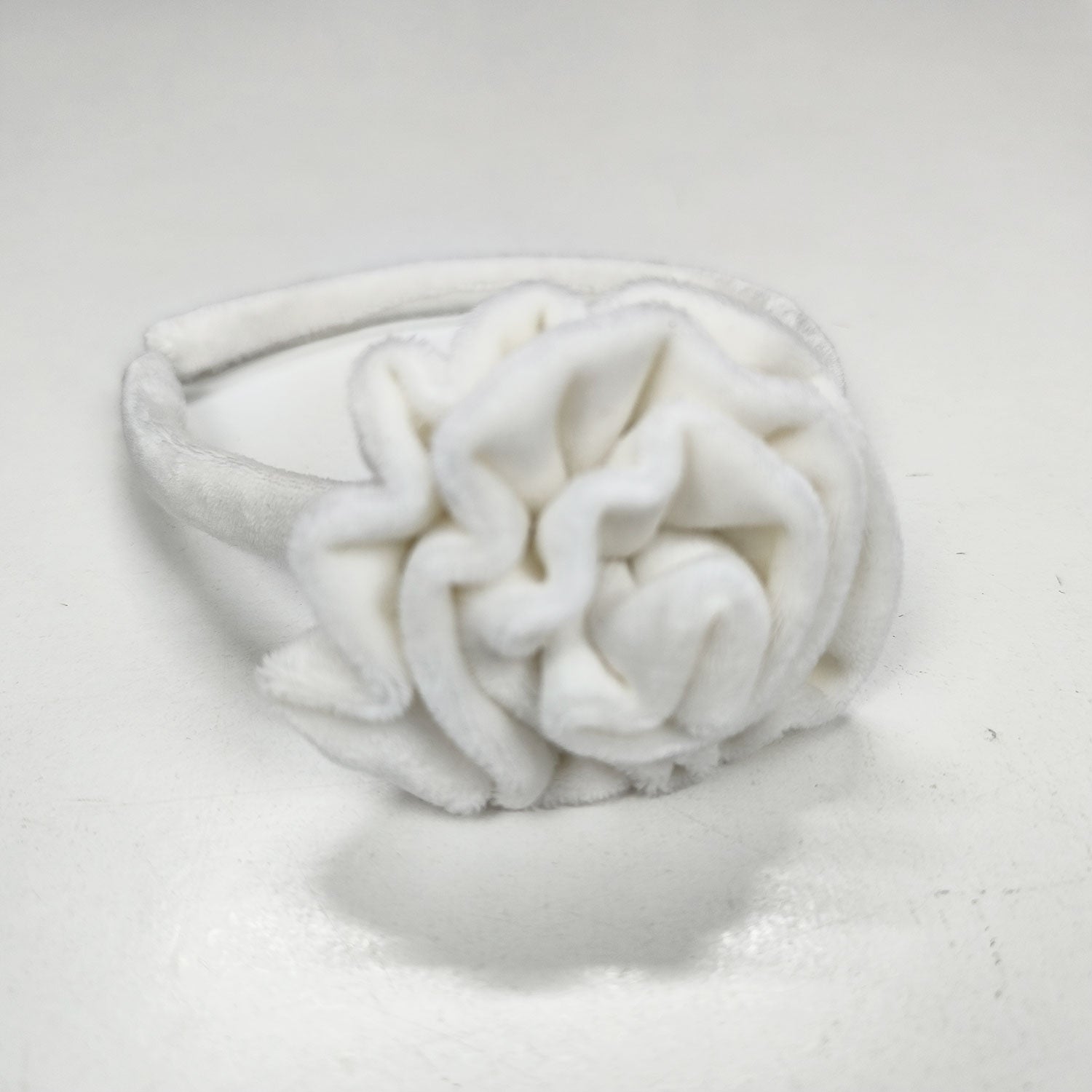 Στέκα βελουτέ λουλούδι εκρού