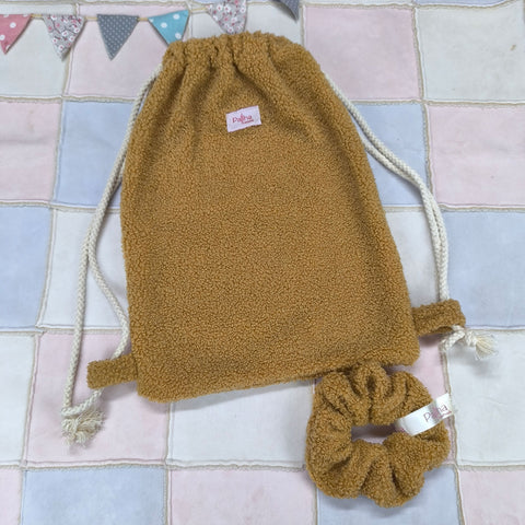 Σακίδιο λούτρινο κάμελ