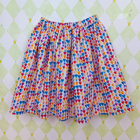 Παιδική φούστα με πολύχρωμες καρδιές