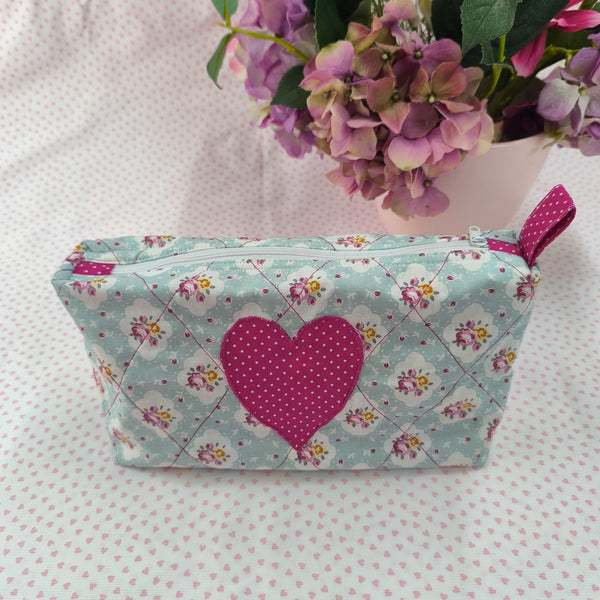 Ανοιξιάτικο νεσεσέρ